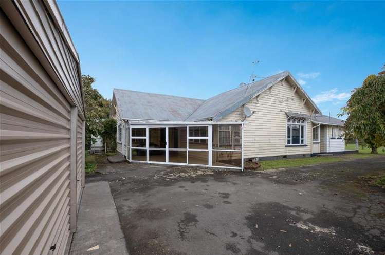 2 Miranda Street Stratford_11