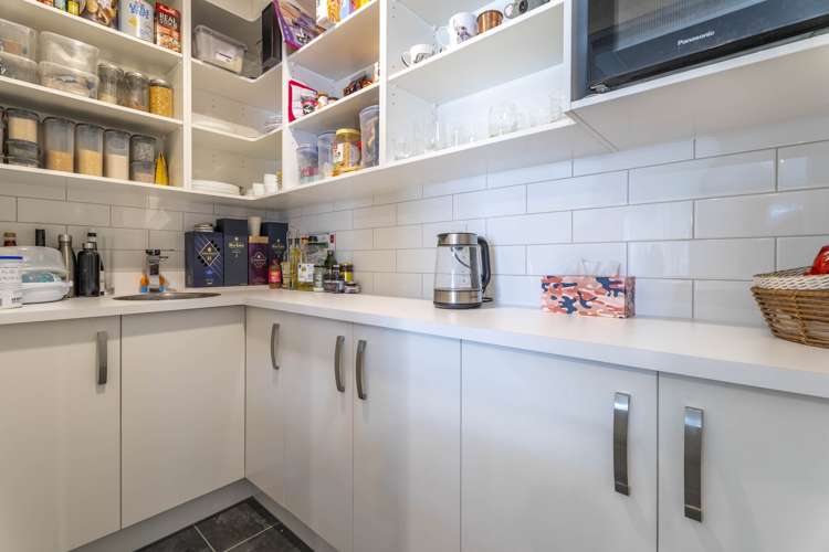 1 Hattersley Grove Churton Park_9