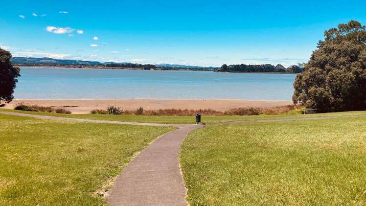 57 Carnoustie Drive Wattle Downs_18