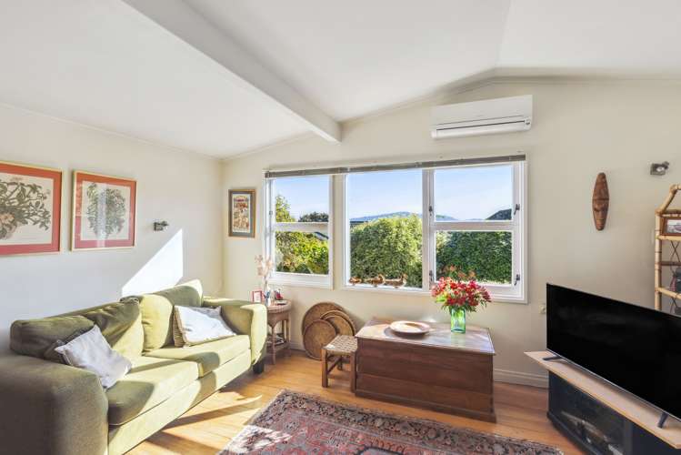 16 Kakariki Grove Waikanae_8