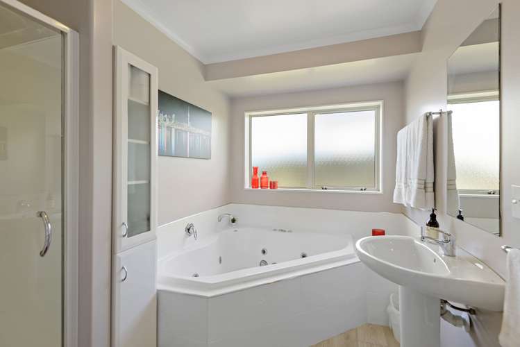 31 School Lane Kirwee_17