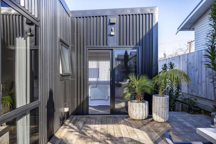 8a Ngaio Street Strandon_21