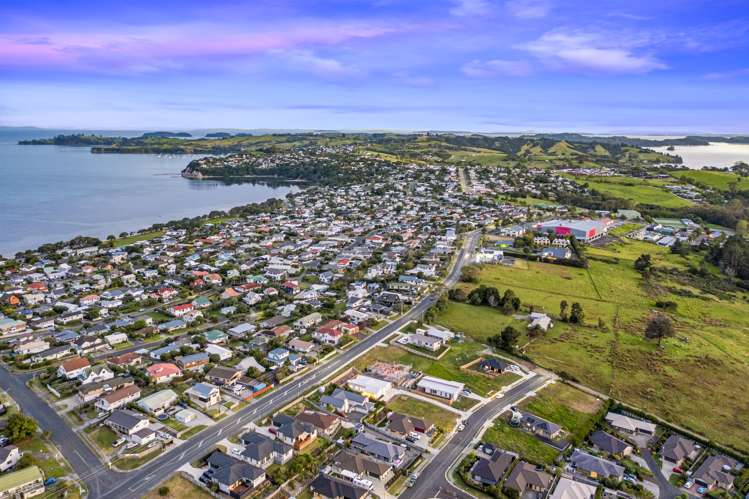 31 Hewson Drive Snells Beach_22