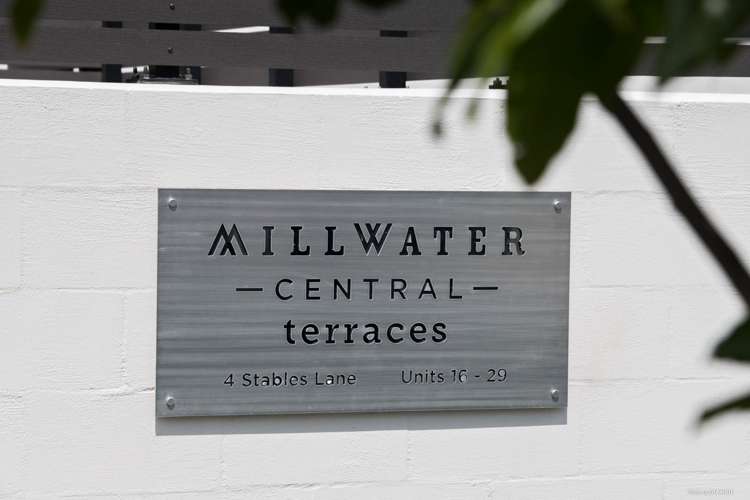 20/4 Stables Lane Silverdale_23