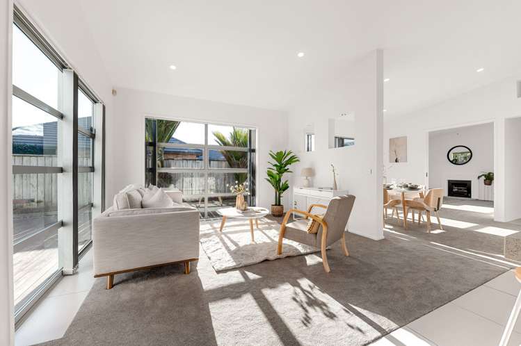 106 Saint James Drive Huntington_11