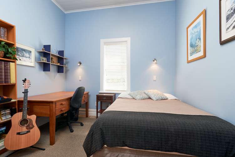 7 Lucy Road Bluff Hill_10