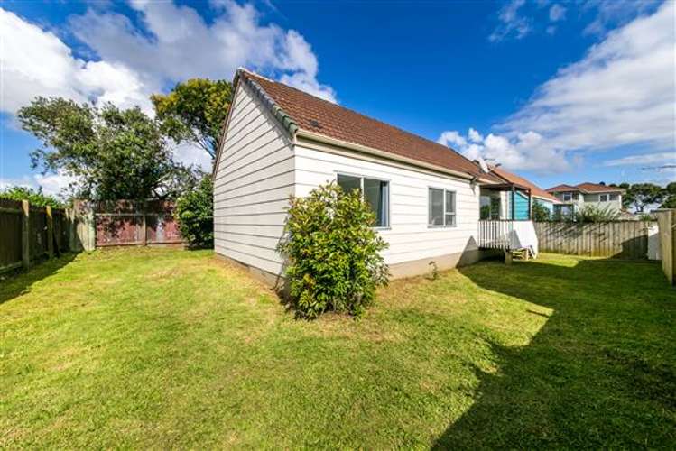 2/92 Kenderdine Road Papatoetoe_1