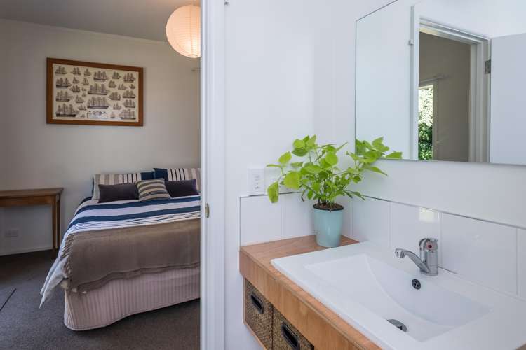 24 Queens Road Waikanae Beach_10