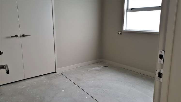 57 Newington Road Henderson_14