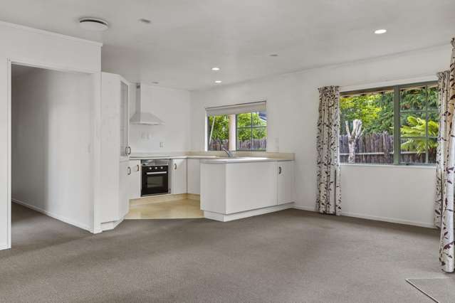 1/8 Kathleen Place Rainbow Point_3