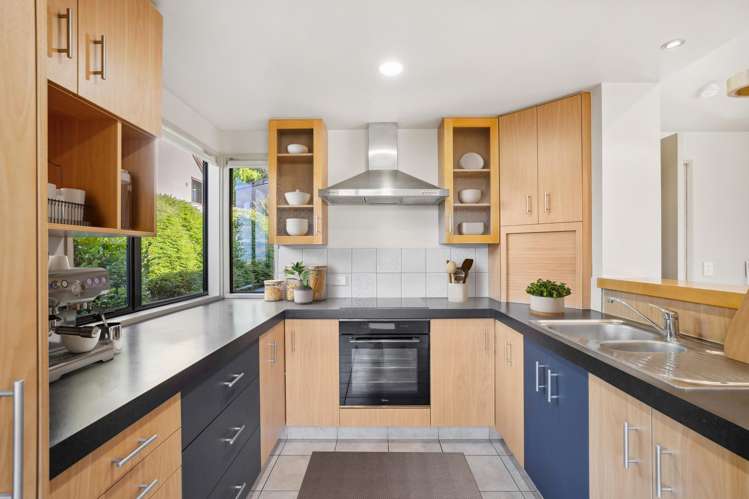 13 Goldleaf Hill Queenstown_2