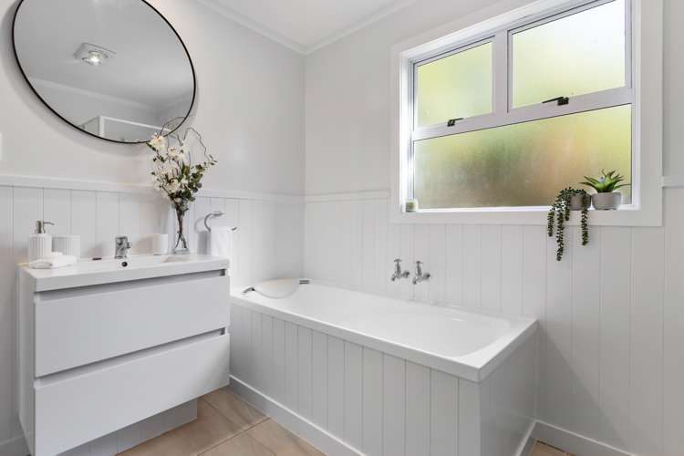 195 Ngamotu Road Spotswood_13