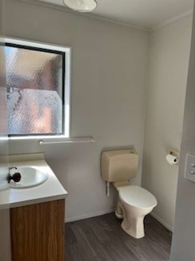 1/16 Maidavale Street 1064_3