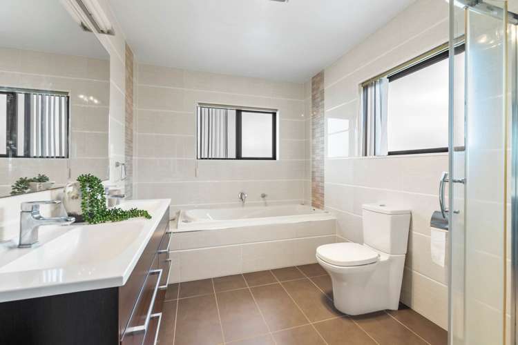 23 Bintulu Place Fairview Heights_20