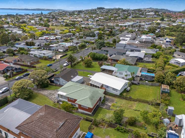 11 Red Beach Road Red Beach_30