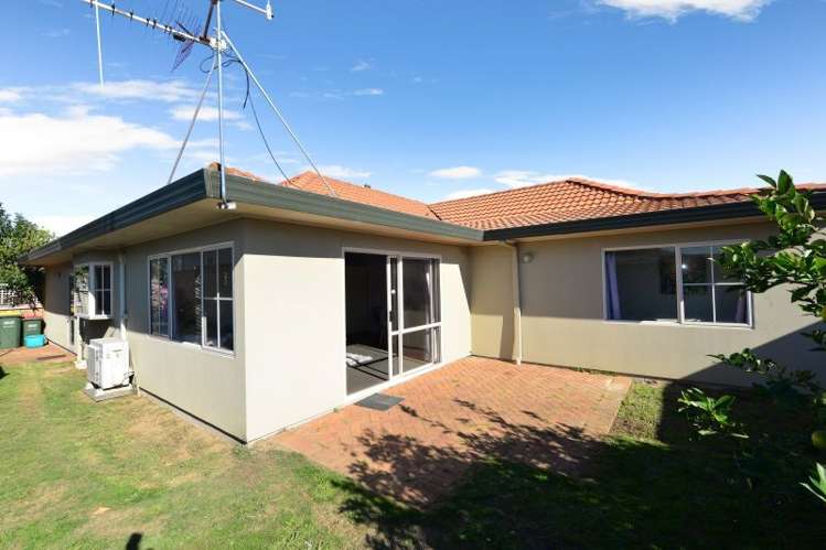 10 Longford Court Forest Lake_16