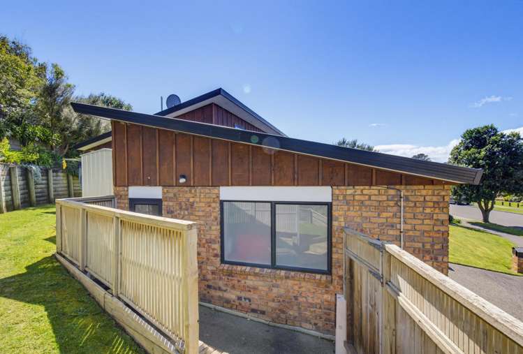 10 Sams Way Raumati South_33