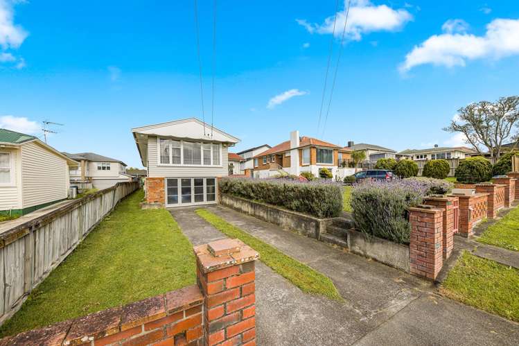 397 Richardson Road Mount Roskill_22