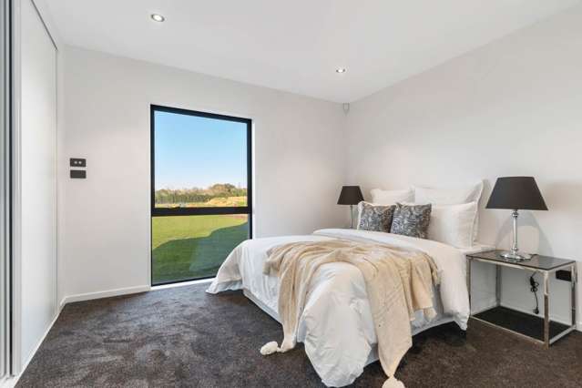 33 Karaka Village Parade Karaka_4