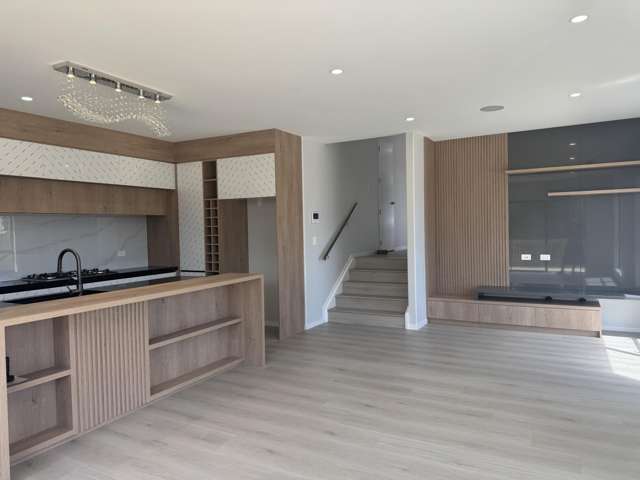 30 Castlebane Drive Flat Bush_2