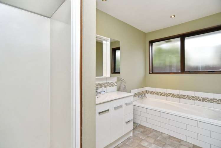 4 Clotilda Place Bishopdale_21