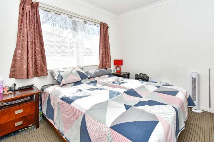 10 Mark Edgar Place Clendon Park_8