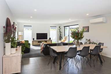14 Ascot Close_1