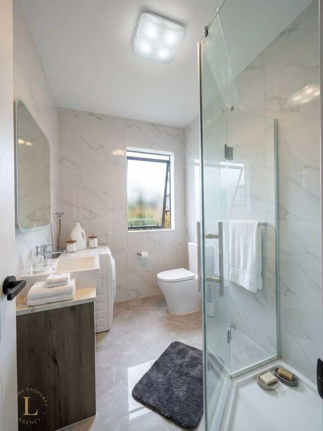 42 Tir Conaill Avenue Flat Bush_3