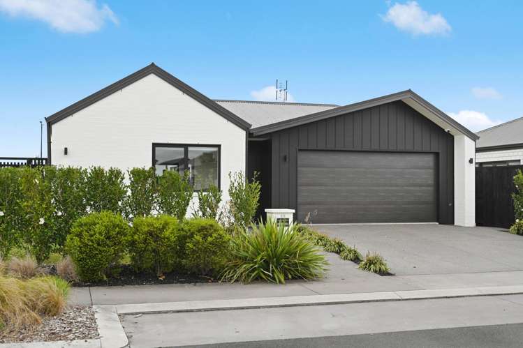 69 Trewern Avenue Chartwell_16