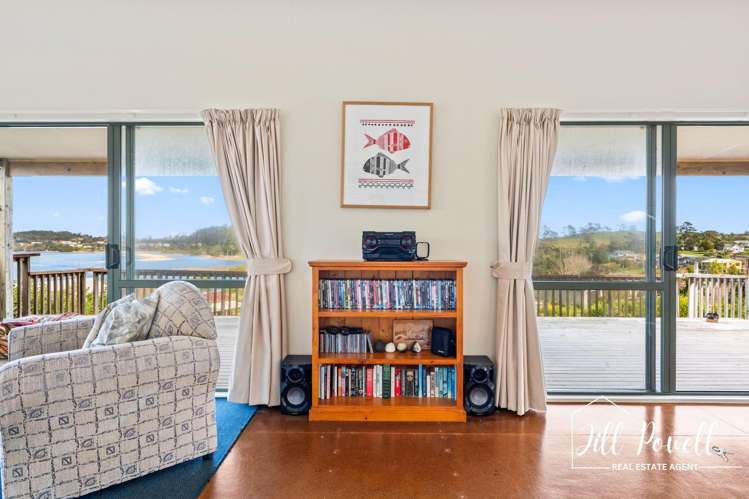 13 Moana Road Tinopai_14