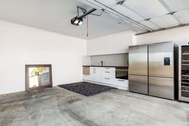 121 Vipond Road Stanmore Bay_21