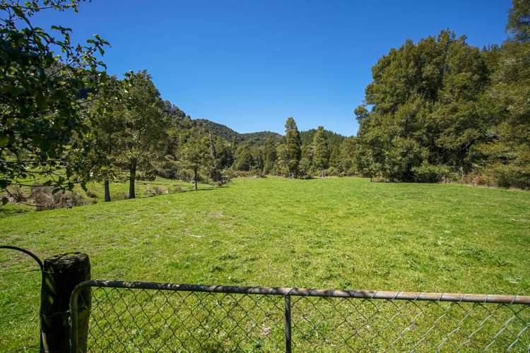 Owen Valley East Road Tasman_3