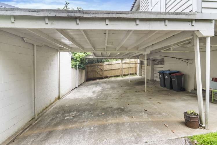 2/6 Aratonga Avenue Greenlane_9