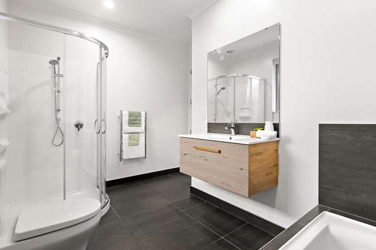 6 Atalanta Way Beachlands_22