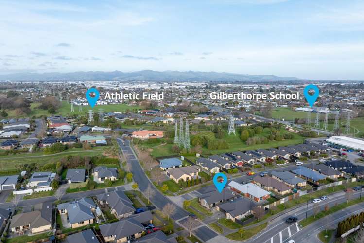 4 Charente Way Yaldhurst_17