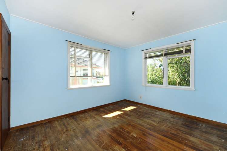 165 Gilberthorpes Road Hei Hei_5