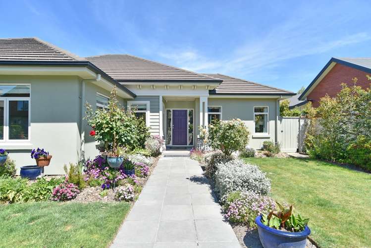 2 Henley Green Northwood_26