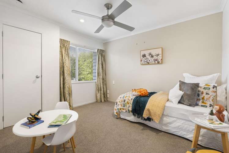 1 Neaptide Close Red Beach_17