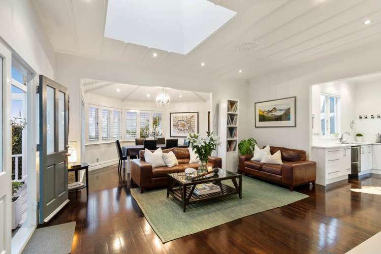 71 Beach Road Mellons Bay_28