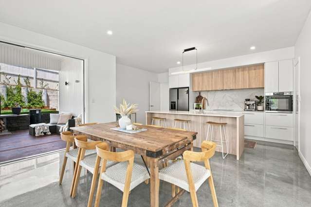 79 Whakaturou Crescent Pyes Pa_1