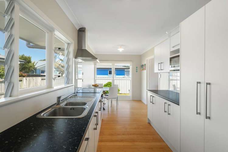 15A Sandleigh Drive Athenree_10
