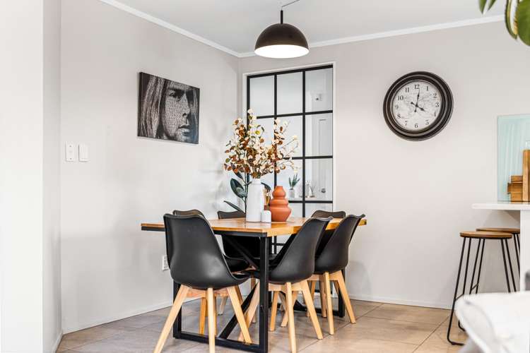 6b Antrim Grove Bayview_7