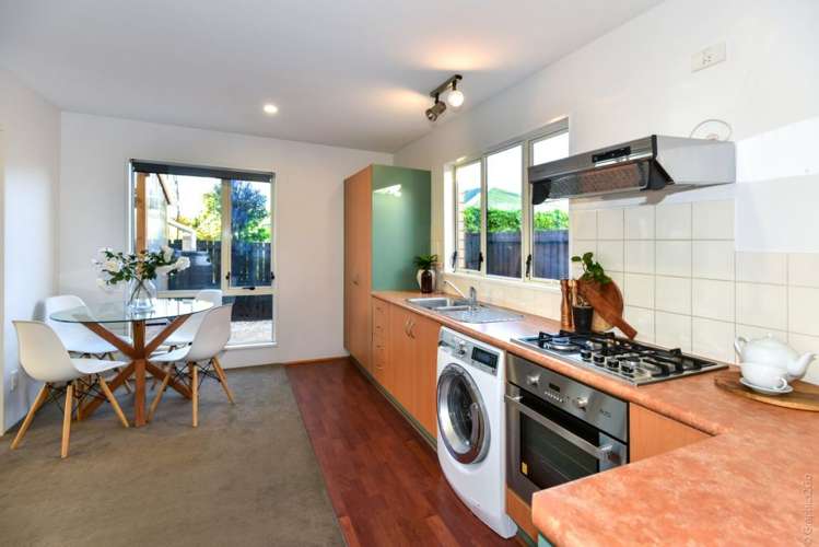 15b Maronan Street Woolston_11