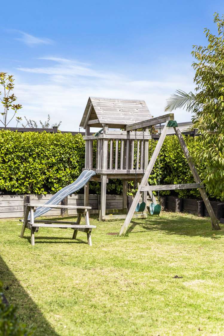 27 Doidge Street Beachlands_19