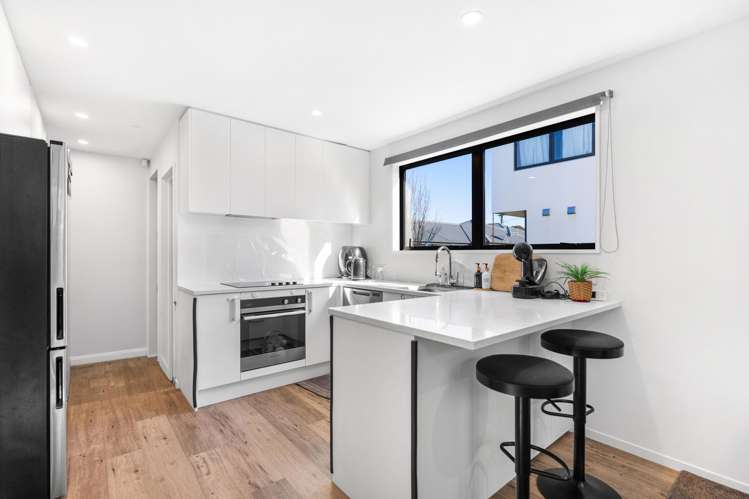 70E Olliviers Road_3