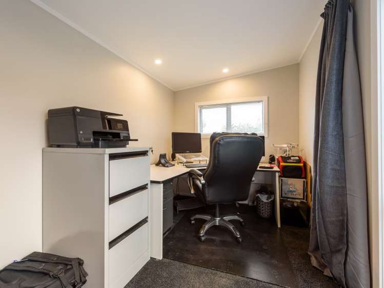 14 Goldie Place Waikanae Beach_17