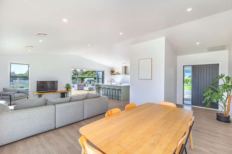 49 Wakefield Road Levin_7