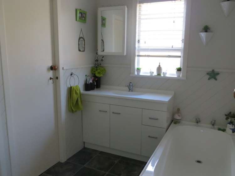 132 Centennial Avenue Te Aroha_18