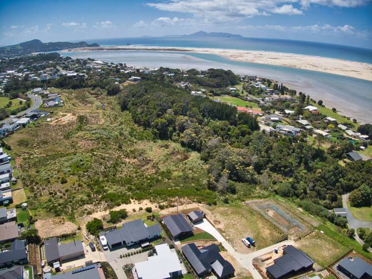 5 Shipwreck Way Mangawhai Heads_30