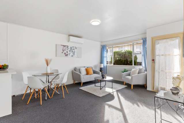 1/14 Aotea Road Glen Eden_1